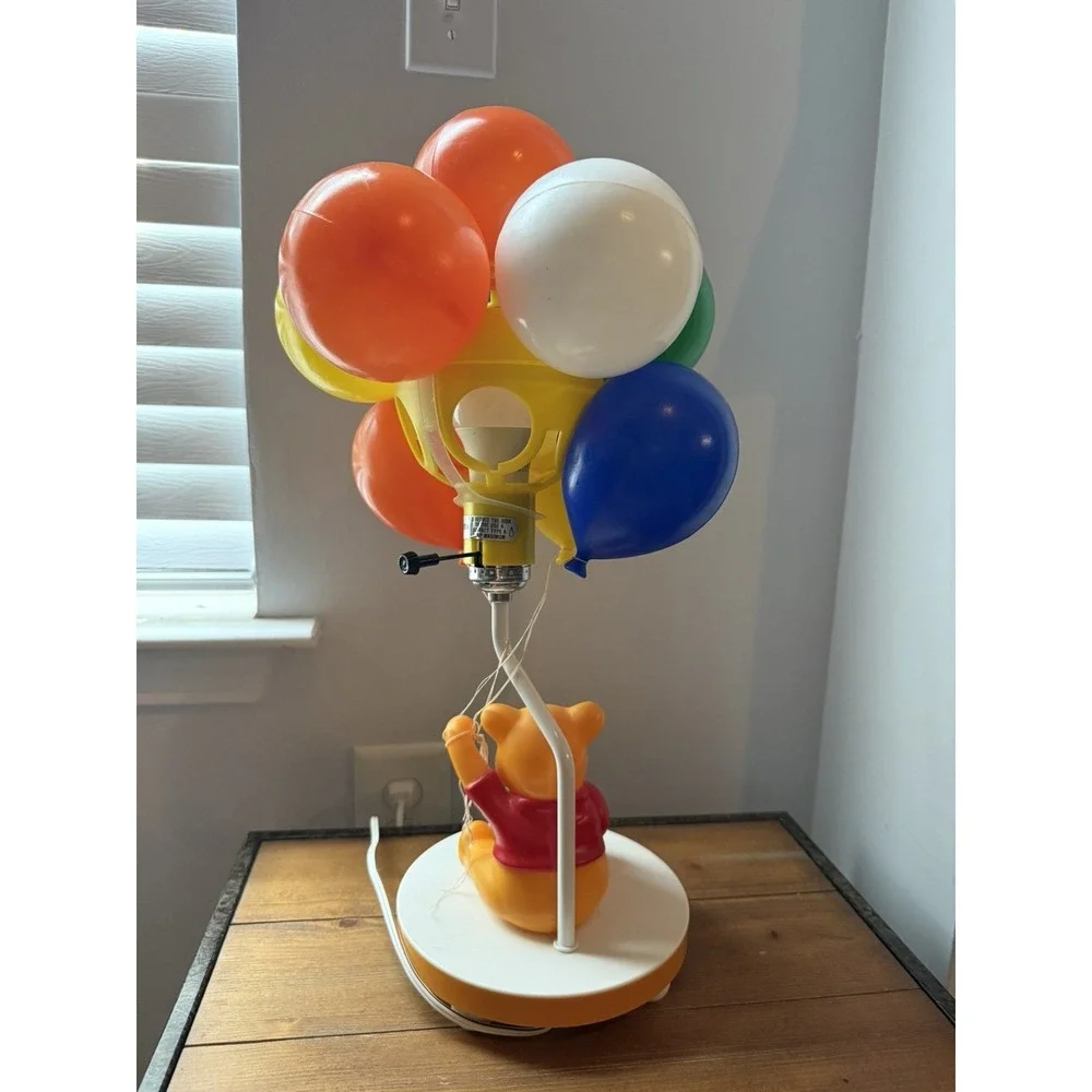 Vtg Disney Winnie the Pooh Balloon Lamp Night Light Works Nursery Decor 3 Modes